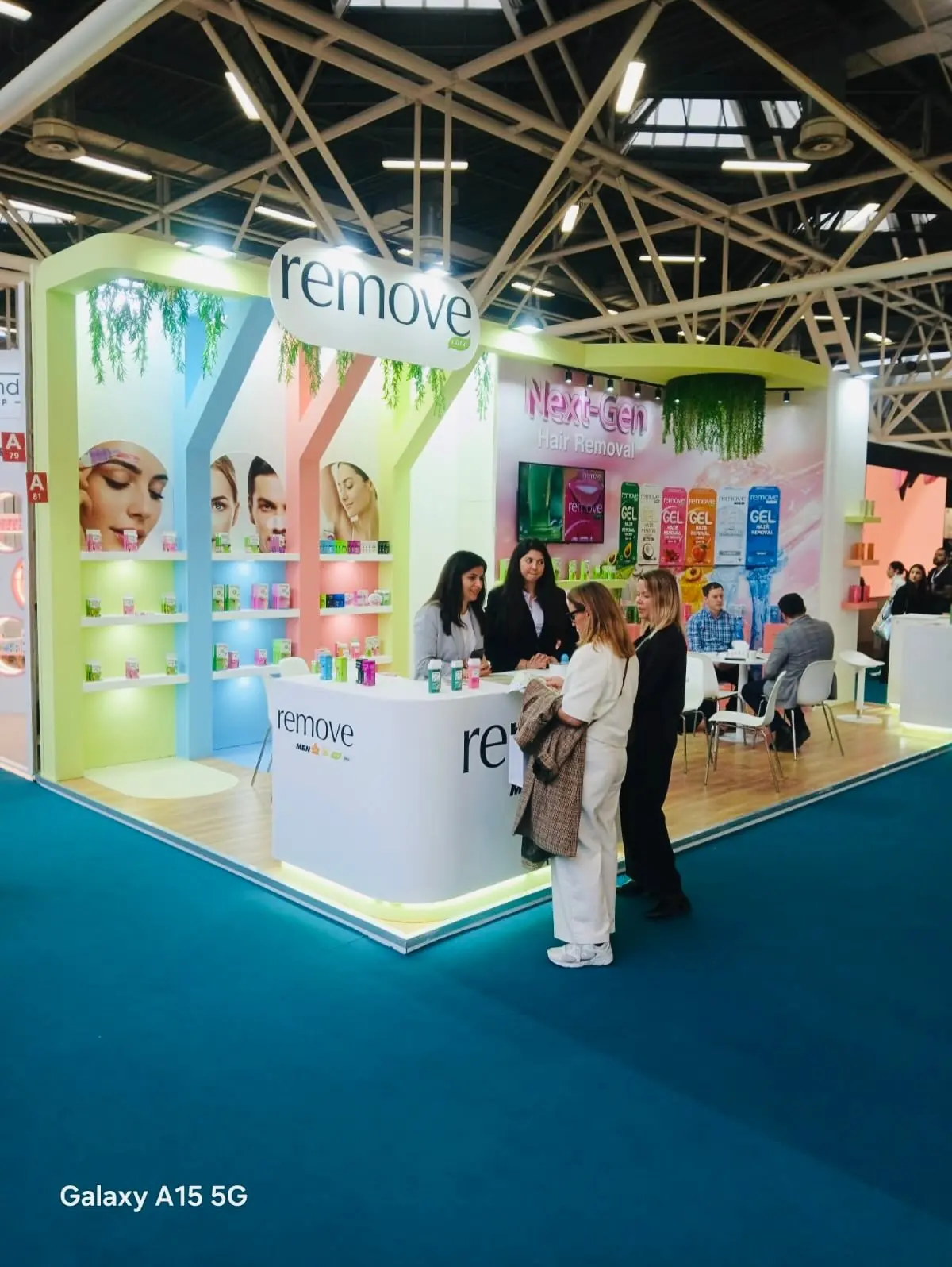 Cosmoprof Worldwide exhibition stand by Stagehook Global, Bologna — photo 3