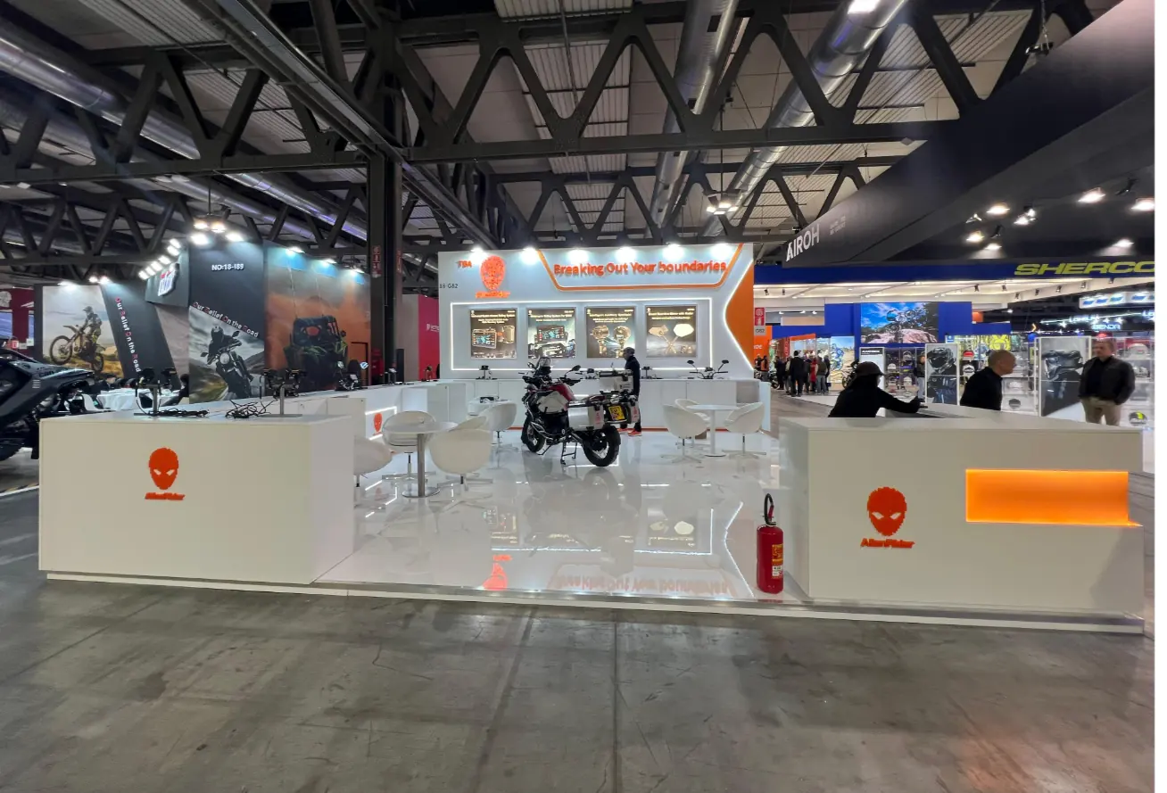 EICMA exhibition stand by Stagehook Global, Milano — photo 2