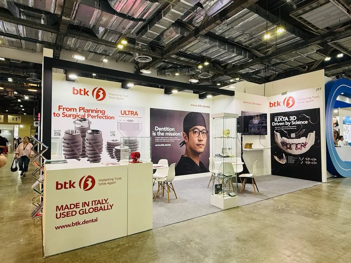 IDEM Singapore exhibition stand by Stagehook Global, Singapore — photo 2