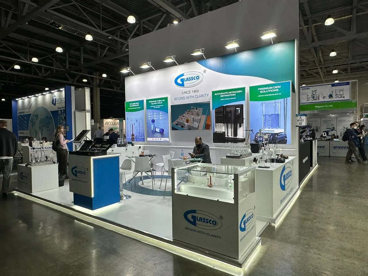 Glassco stand at Analitika Expo — photo 1